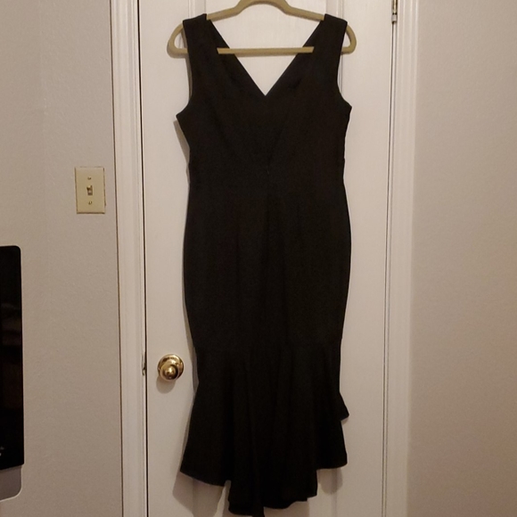 Hi-low Cocktail dress - Picture 3 of 5